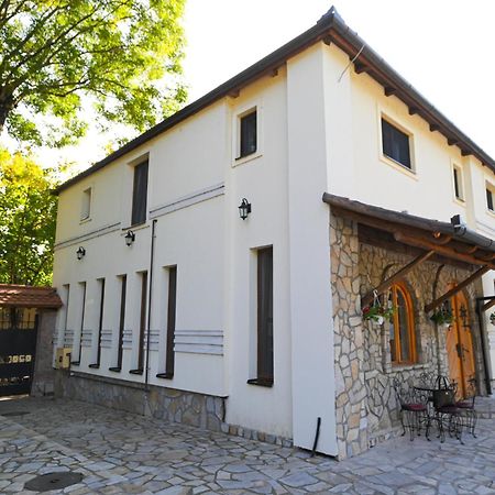 Aparthotel Twenty Park Kikinda Exterior foto